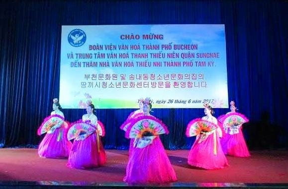 Performance exchange program of the “South Korean Days in Quang Nam” event. Photo: quangnam.gov.vn