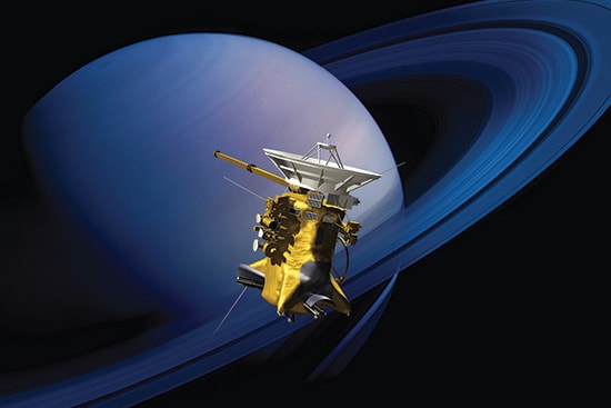 Tàu vũ trụ Cassini khám phá sao Thổ. Ảnh: NASA