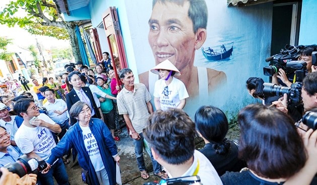 First Lady of South Korea visits Tam Thanh fresco village in APEC Summit Week 2017