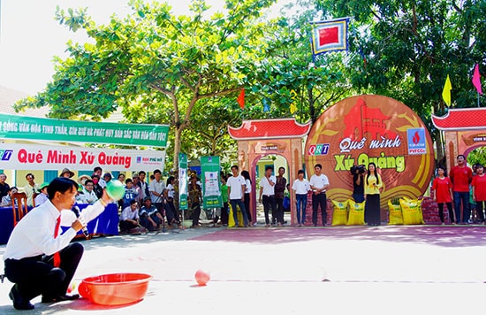 Gameshow “Quê mình xứ Quảng”  - một trong những chương trình tạo dấu ấn trên sóng truyền hình Quảng Nam. Ảnh: PHƯƠNG THẢO