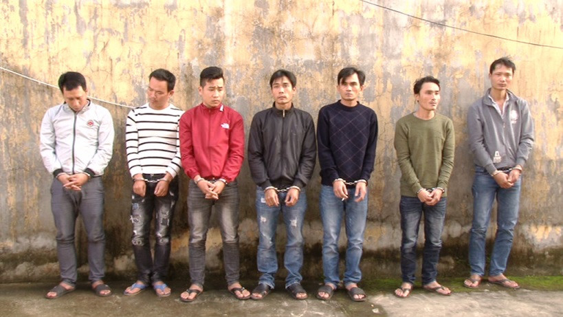 Nhóm đối tượng tại huyện Duy Xuyên bị bắt tạm giam. Ảnh: M.T
