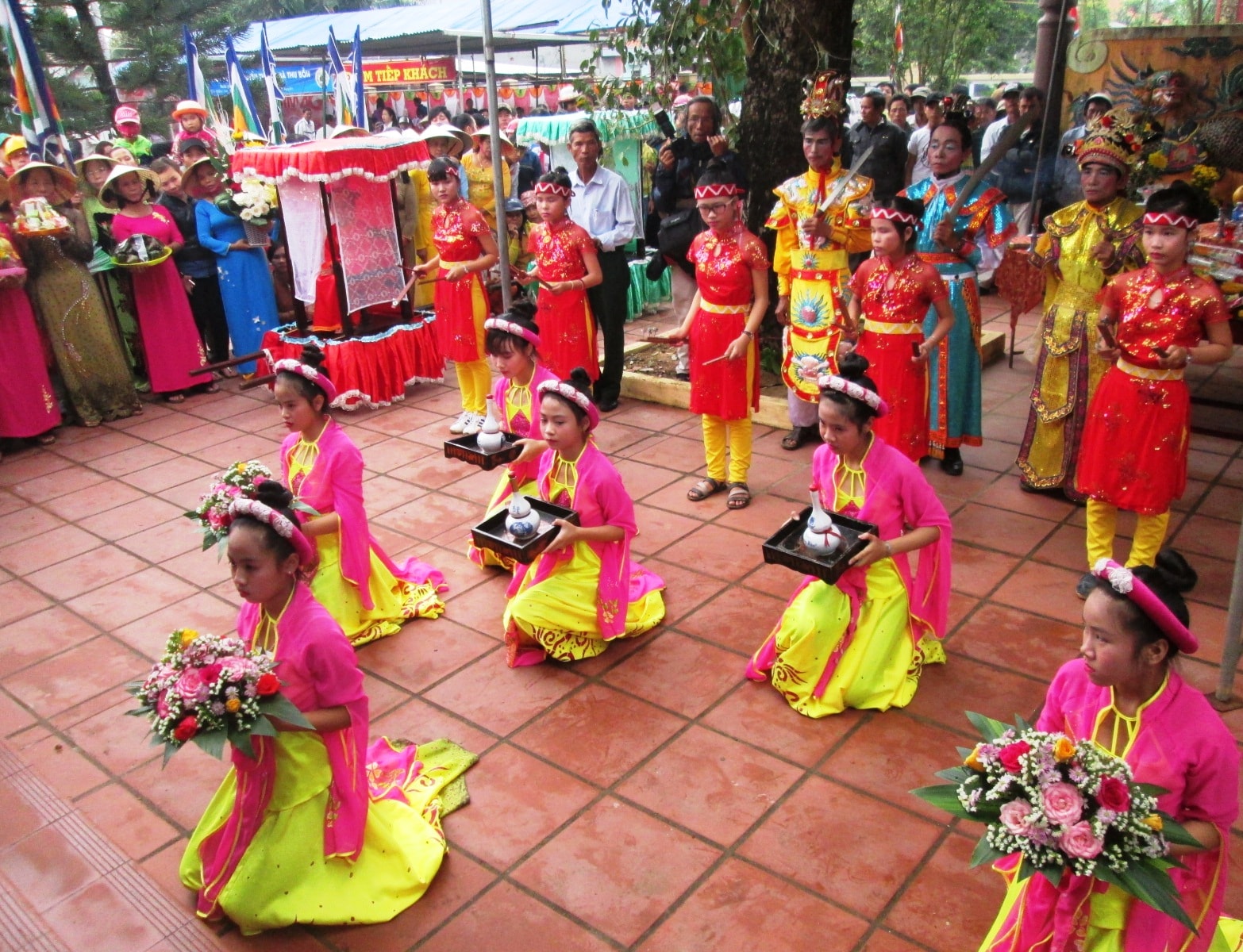 Lễ hội Bà Thu Bồn là nét đẹp văn hóa truyền thống của huyện Duy Xuyên.  Ảnh: HOÀI NHI