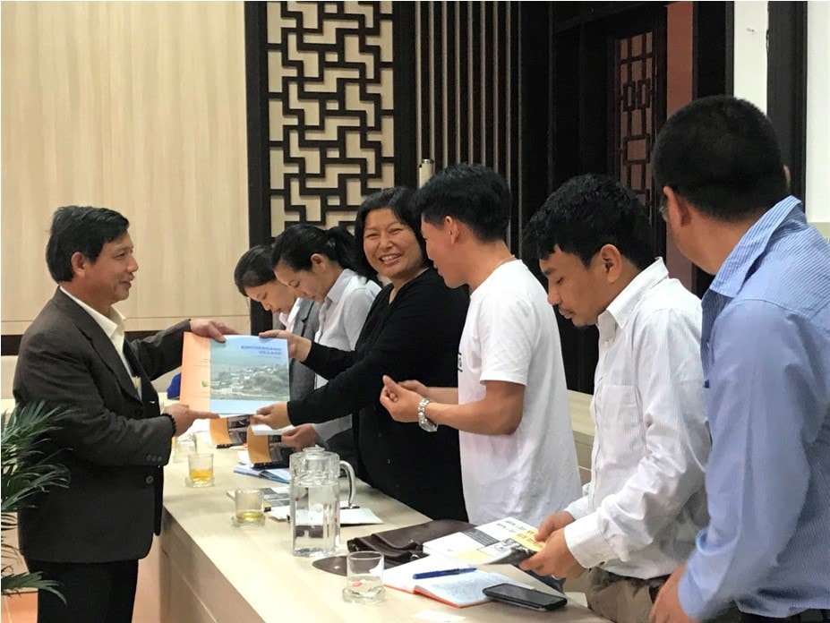 Director Nguyen Chi Trung (left) and his Bhutan guests