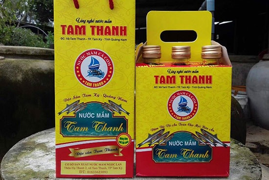 Sản phẩm nước mắm truyền thống Tam Thanh. Ảnh; T.TH