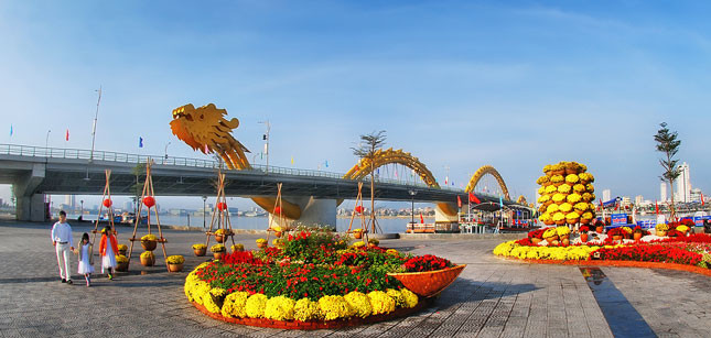 Đà Nẵng vào xuân. Ảnh: VÕ TRIỀU HẢI