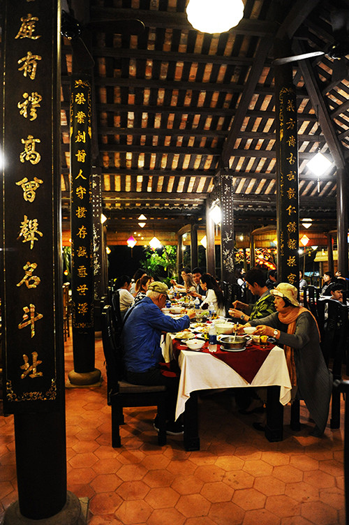 Fullmoon Town Hoi An restaurant- an ancient house attracting many European tourists at Tet