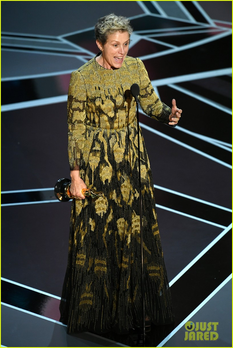 Giải Nữ diễn viên chính xuất sắc thuộc về Frances McDormand trong Three Billboards Outside Ebbing, Missouri. 