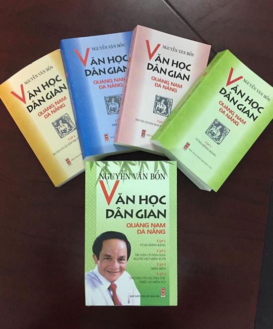 Bốn tập của bộ sách “Văn học dân gian Quảng Nam - Đà Nẵng”.