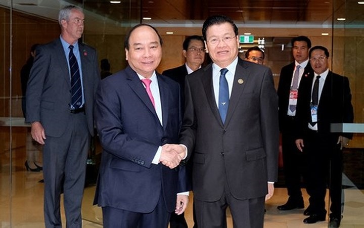Tại cuộc họp này, hai Thủ tướng đã nhất trí chỉ đạo các bộ, ngành, địa phương hai nước tập trung phối hợp triển khai thành công Kế hoạch Hợp tác Việt Nam-Lào năm 2018, đưa quan hệ hữu nghị truyền thống, đoàn kết đặc biệt và hợp tác toàn diện Việt Nam-Lào ngày càng phát triển hiệu quả và thực chất, đem lại lợi ích thiết thực cho nhân dân hai nước.
