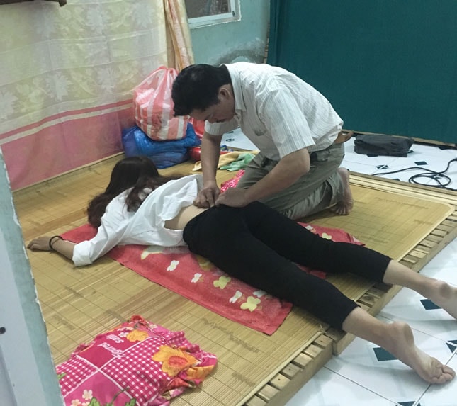 Dù không được cấp phép, nhưng cơ sở khám bệnh của ông Lê Duy Long vẫn hoạt động nhiều năm nay. Ảnh: Nguyễn Trần