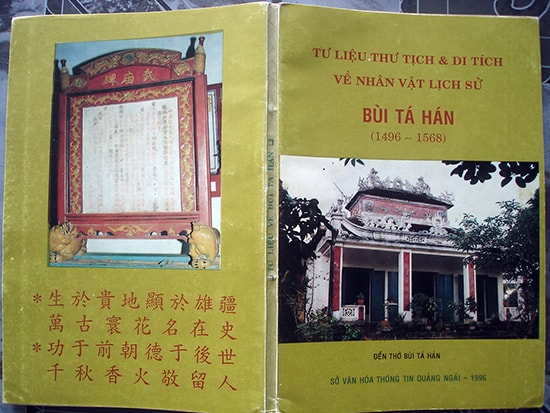 Bìa cuốn sách có phụ lục nguyên bản chữ Nho “Phủ tập Quảng Nam ký sự” do Sở Văn hóa Thông tin Quảng Ngãi xuất bản năm 1996 . ảnh: Phú Bình