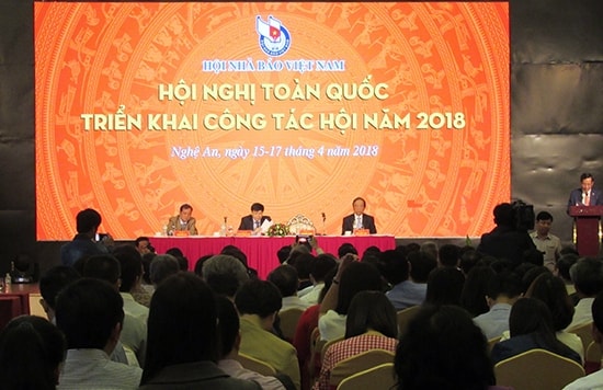 Quang cảnh hội nghị. Ảnh: T.M