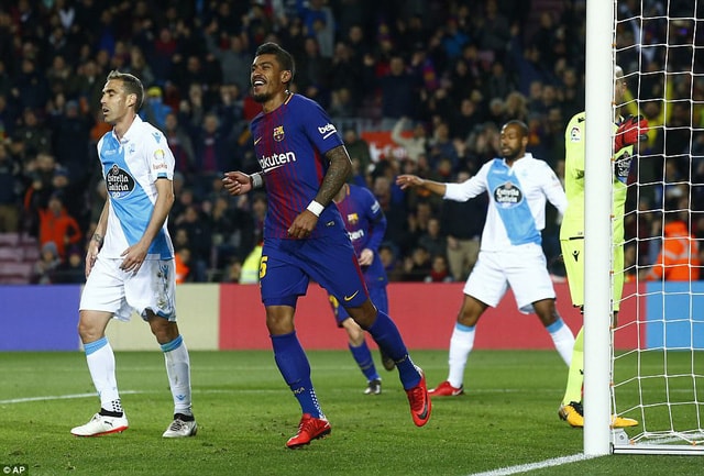Paulinho lập cú đúp vào lưới Deportivo ở lượt đi