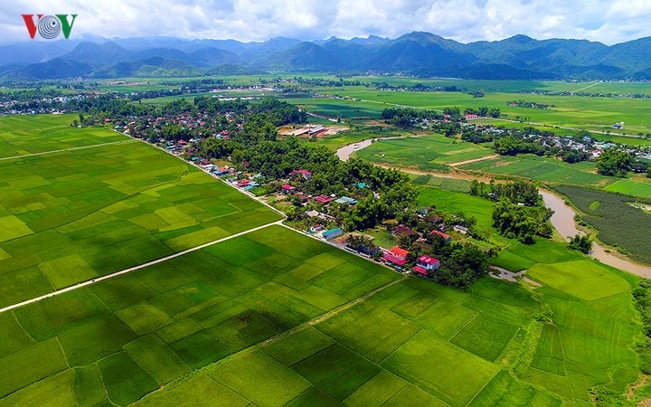 Vết thương hằn trong chiến tranh giờ đã được xóa đi bằng diện mạo mới của bản làng…