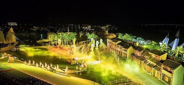 Scenery of the outdoor visual arts show of Hoi An Memories