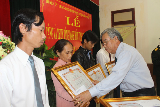 Trong 5 năm qua, nhiều Bà mẹ Việt Nam anh hùng đã được phong tặng và truy tặng. Ảnh: D.L