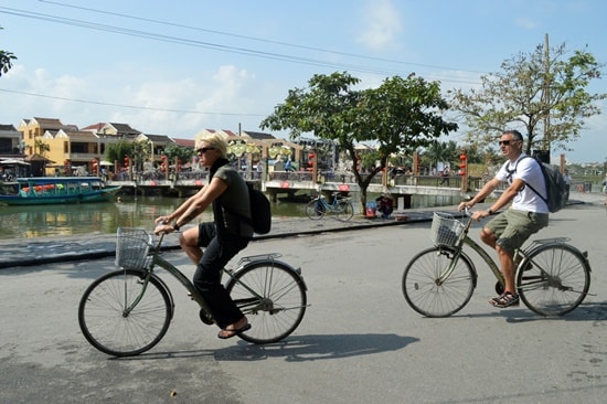 Tỷ lệ người dân và du khách đi xe đạp tại Hội An vẫn còn thấp