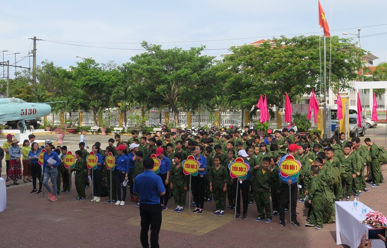 Học kỳ trong quân đội có 111 học sinh tham gia. Ảnh: P,NAM