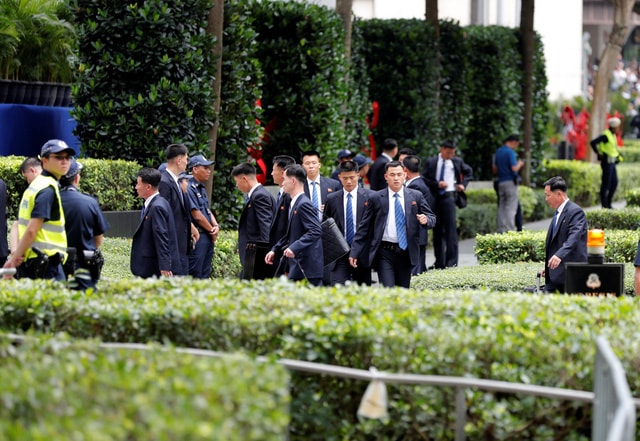 Singapore đã siết chặt an ninh tại khu vực sân bay trước và sau khi nhà lãnh đạo Kim Jong-un đáp máy bay xuống.