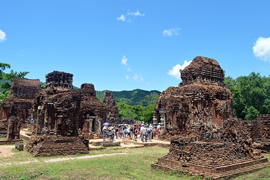 Thông qua báo chí thương hiệu di sản Khu di tích Mỹ Sơn và Đô thị cổ Hội An được quảng bá lan tỏa rộng hơn. Ảnh: KHÁNH LINH 