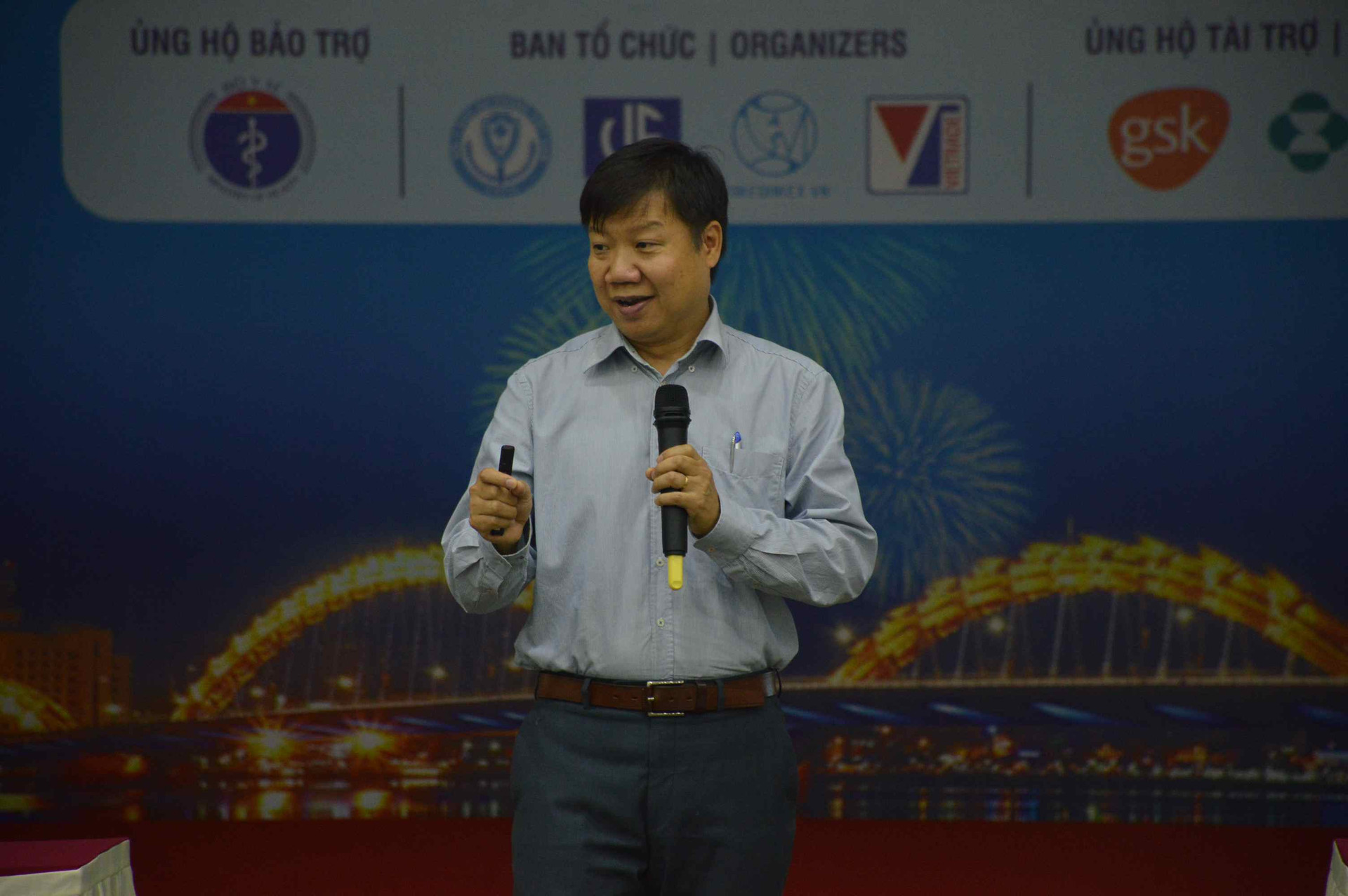 PGS.TS Trần Như Dương phát biểu tại hội thảo. Ảnh: Q.T