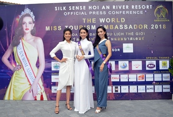  Contestants at the press conference on the World Miss Tourism Ambassador 2018