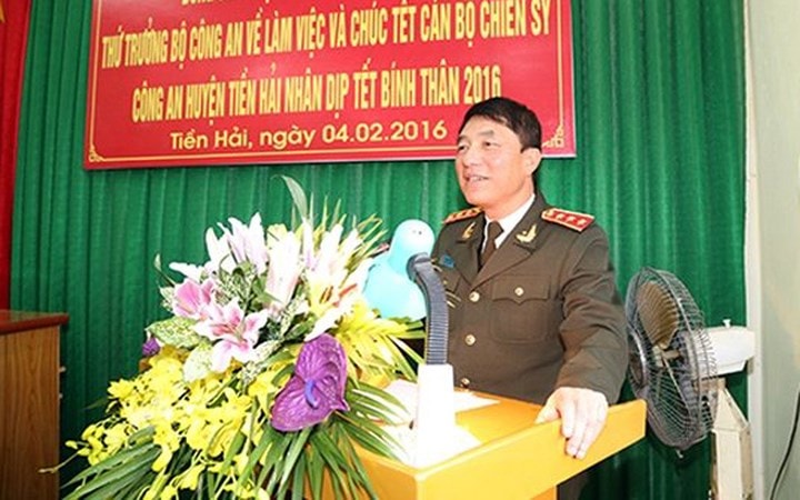 Sau khi xem xét đề nghị của Ủy ban Kiểm tra Trung ương, ngày 28/7, Bộ Chính trị, Ban Bí thư đã họp dưới sự chủ trì của Tổng Bí thư Nguyễn Phú Trọng quyết định thi hành kỷ luật ông Trần Việt Tân bằng hình thức cách chức Uỷ viên Ban Chấp hành Đảng bộ Công an Trung ương nhiệm kỳ 2011 - 2016. (Ảnh: VTC News)