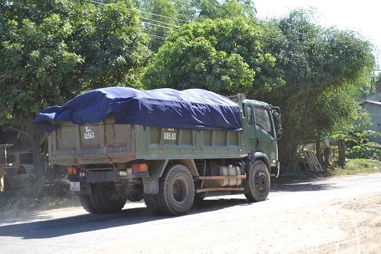 Xe chở cát 