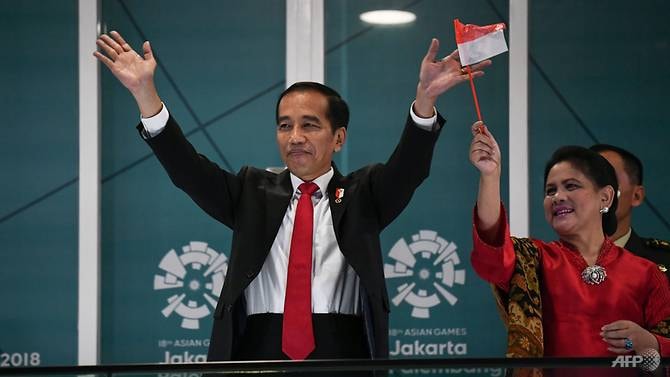 Tổng thống Indonesia Joko Widodo và phu nhân tham dự lễ khai mạc Asiad 2018. Asiad, sự kiện thể thao khu vực châu Á diễn ra 4 năm một lần. 