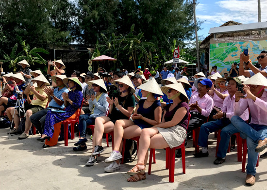 Local residents and tourists responds to the programme.