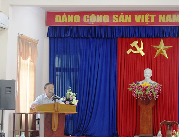Ông Võ Văn Thơ - Phó Giám đốc Sở TT&TT phát biểu tại hội nghị. H.L