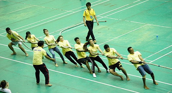 Đoàn vận động viên tỉnh Thừa Thiên Huế và Phú Yên cũng quyết tâm không kém nhưng trước đối thủ mạnh như đoàn Quảng Nam họ đành chấp nhận thua cuộc với tinh thần tâm phục, khẩu phục.