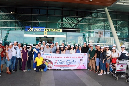 hơn 350 du khách đã khởi hành trên chuyến bay Charter bay thẳng Đà Nẵng – Hàn Quốc do Vietravel Đà Nẵng thuê bao nguyên chuyến, 