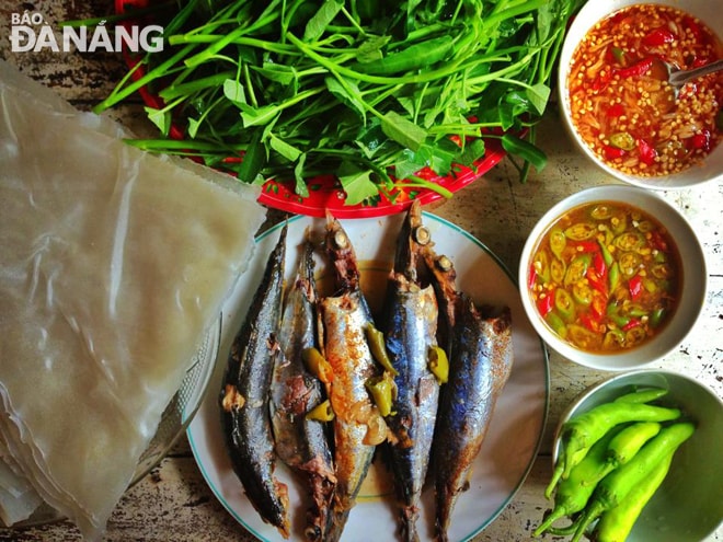 Bánh tráng sắn, món ăn dân dã của người Quảng. Ảnh: K.E