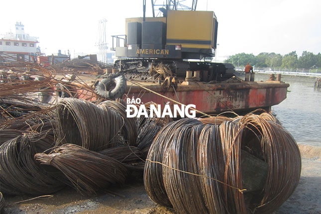 Thiệt hại của Công ty Thép Việt Mỹ ước tính hơn 10 tỷ đồng.