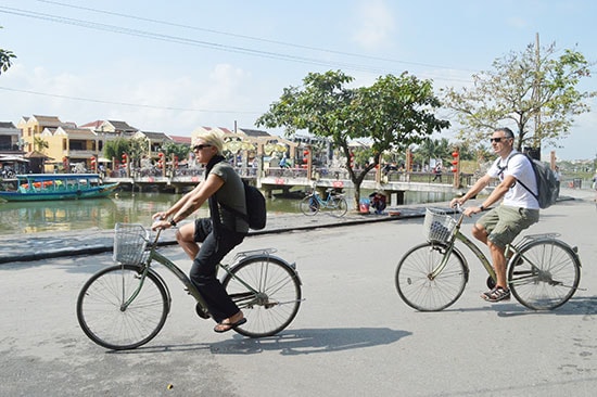 Dự án hướng đến mục tiêu xây dựng Hội An thành phố của xe đạp và phương tiện phi cơ giới. Ảnh: K.L