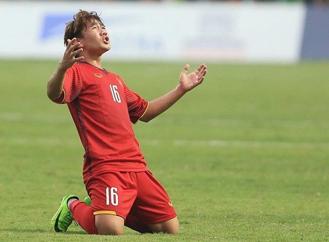 Minh Vương bị loại khỏi danh sách tuyển Việt Nam dự AFF Cup 2018.