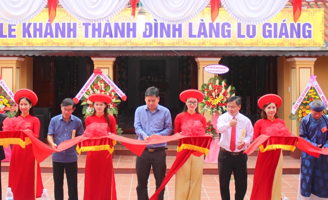 Lễ cắt băng khánh thành đình làng Lỗ Giáng