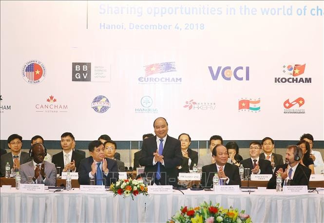 Thủ tướng Nguyễn Xuân Phúc tại Diễn đàn Doanh nghiệp Việt Nam thường niên năm 2018. Ảnh: Thống Nhất/TTXVN