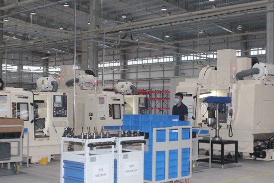 Modern technologies are applied in the factory.