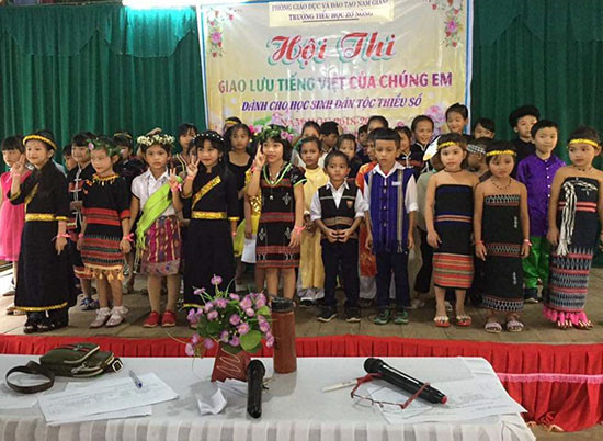Hội thi “Giao lưu tiếng Việt của chúng em” tại Trường Tiểu học Zơ Nông (Nam Giang). Ảnh: T.T