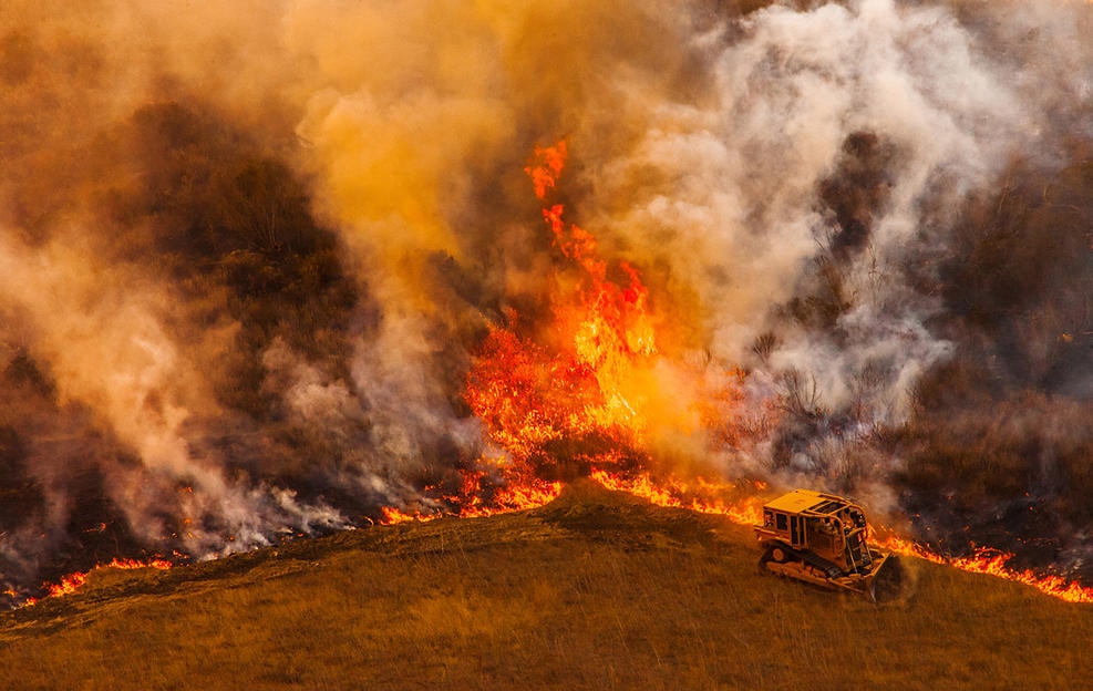 Cháy rừng nghiêm trọng tại California, Mỹ. Ảnh: nbclosangeles. 