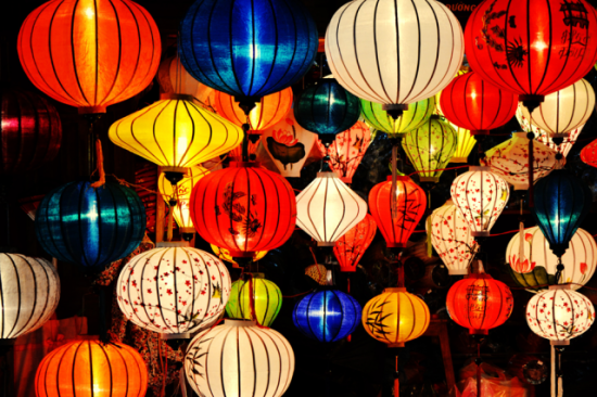   Hoi An colourful and sparkling lanterns