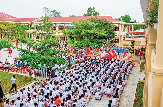 Quy hoạch, sắp xếp lại trường, điểm trường, lớp học gắn với bố trí đội ngũ cán bộ quản lý, giáo viên, nhân viên giáo dục mầm non, giáo dục phổ thông giai đoạn 2018 - 2030. Ảnh: P.THẢO