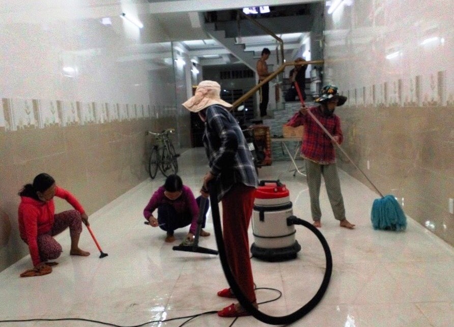 Dịch vụ dọn dẹp nhà cửa đang 