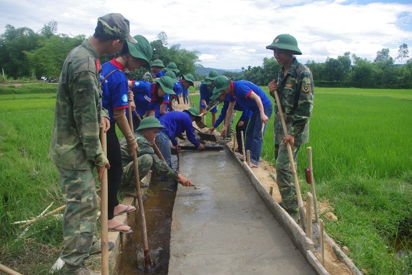 Năm 2019 là Năm thanh niên tình nguyện. Ảnh: M.L