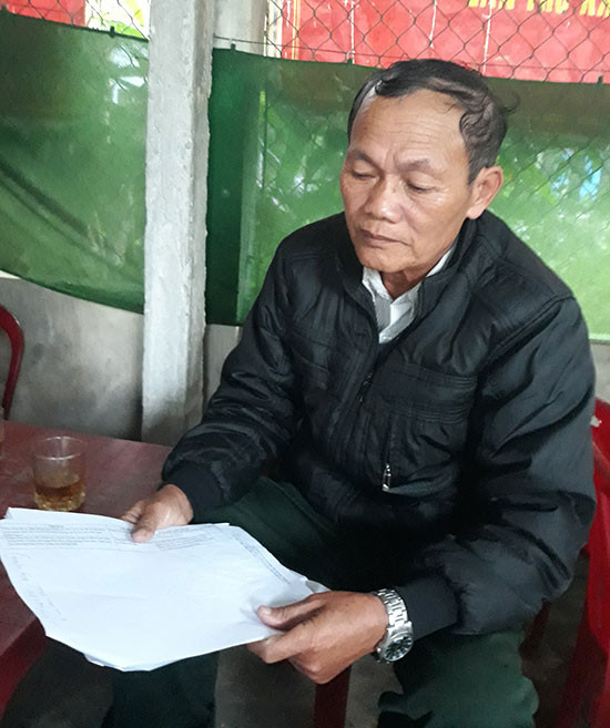 Ông Mai Xuân Hùng – đại biểu HĐND xã Tam Tiến bức xúc về những việc làm thiếu minh bạch của Ban nhân dân thôn Tân Lộc. 