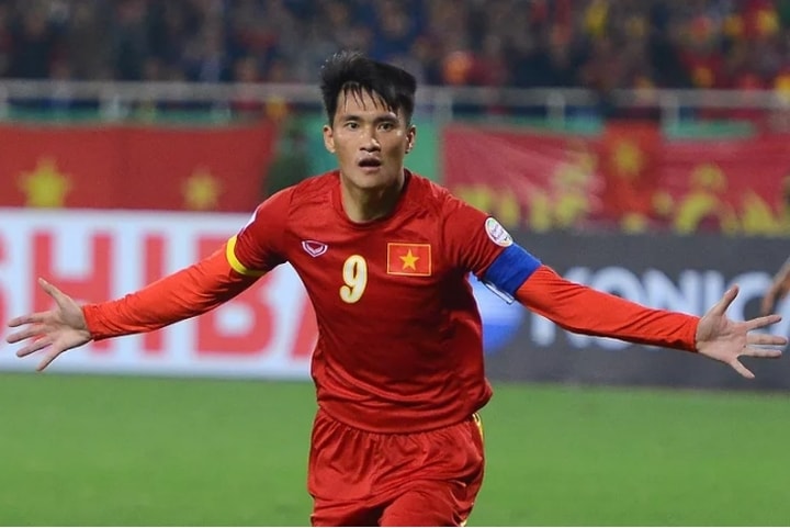 Tiền đạo trái Lê Công Vinh