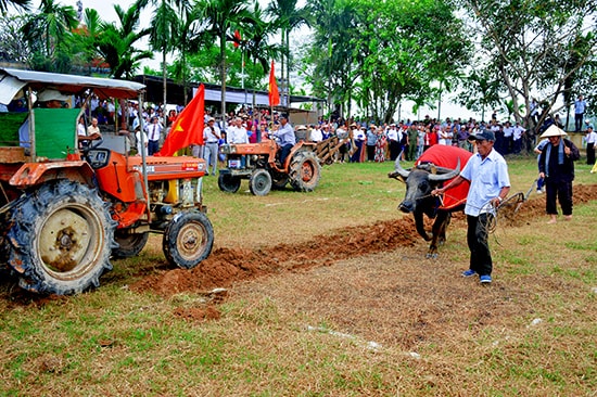 Lễ hội Tịch điền làng Diệm Sơn năm 2018. 