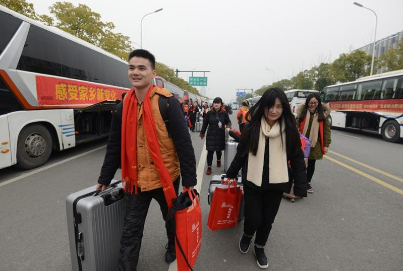 Sinh viên Trung Quốc trên đường về quê đón năm mới âm lịch năm 2019. Ảnh: xinhua
